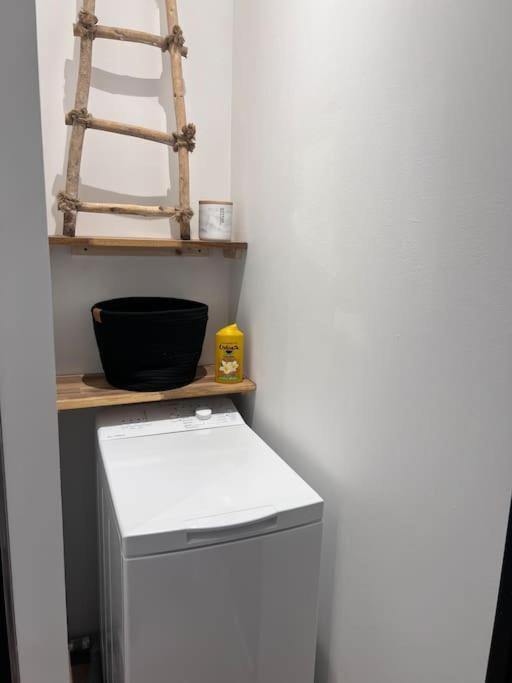 Aux Abords Des Etangs Apartment